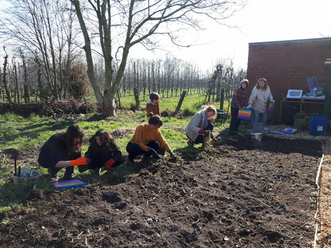 220304 Leen Karen Lilly Anne Sil Rose en Charlotte